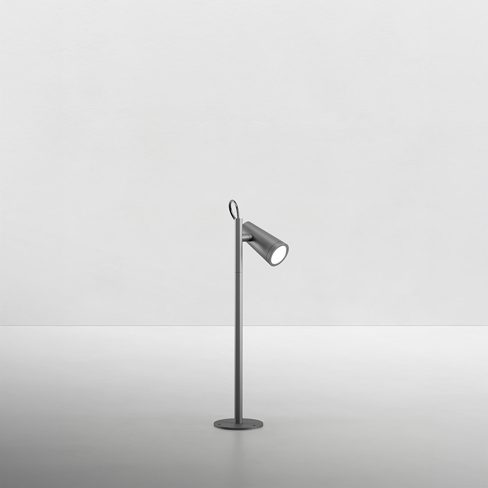 Conus - Bollard - 450 - Argento