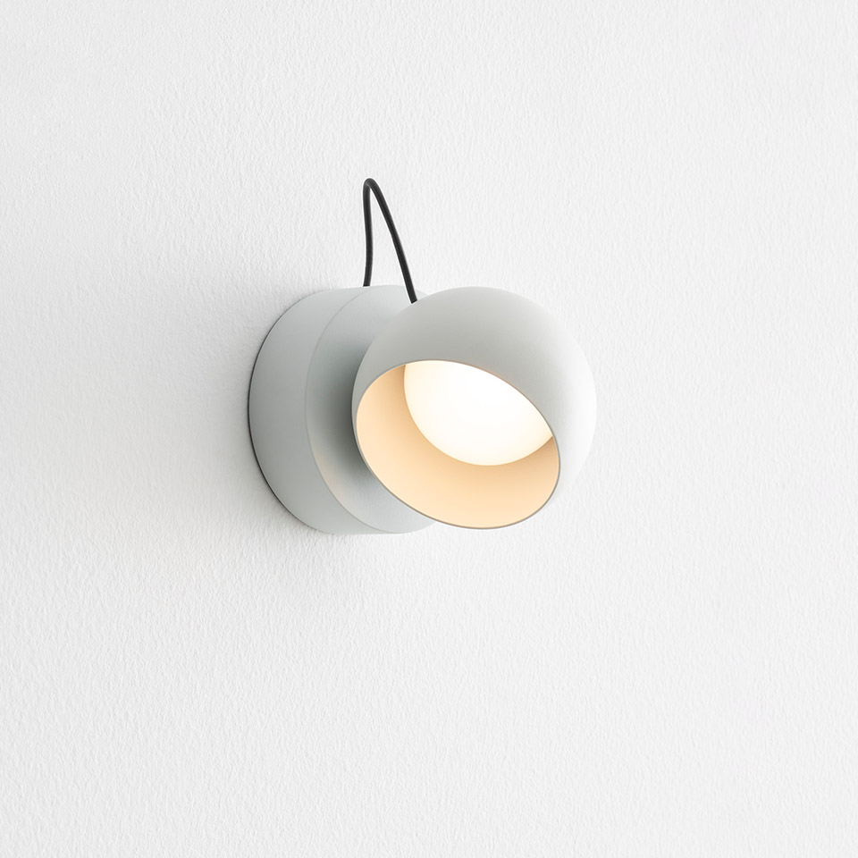 Ixa - Wall Spot - White/Grey